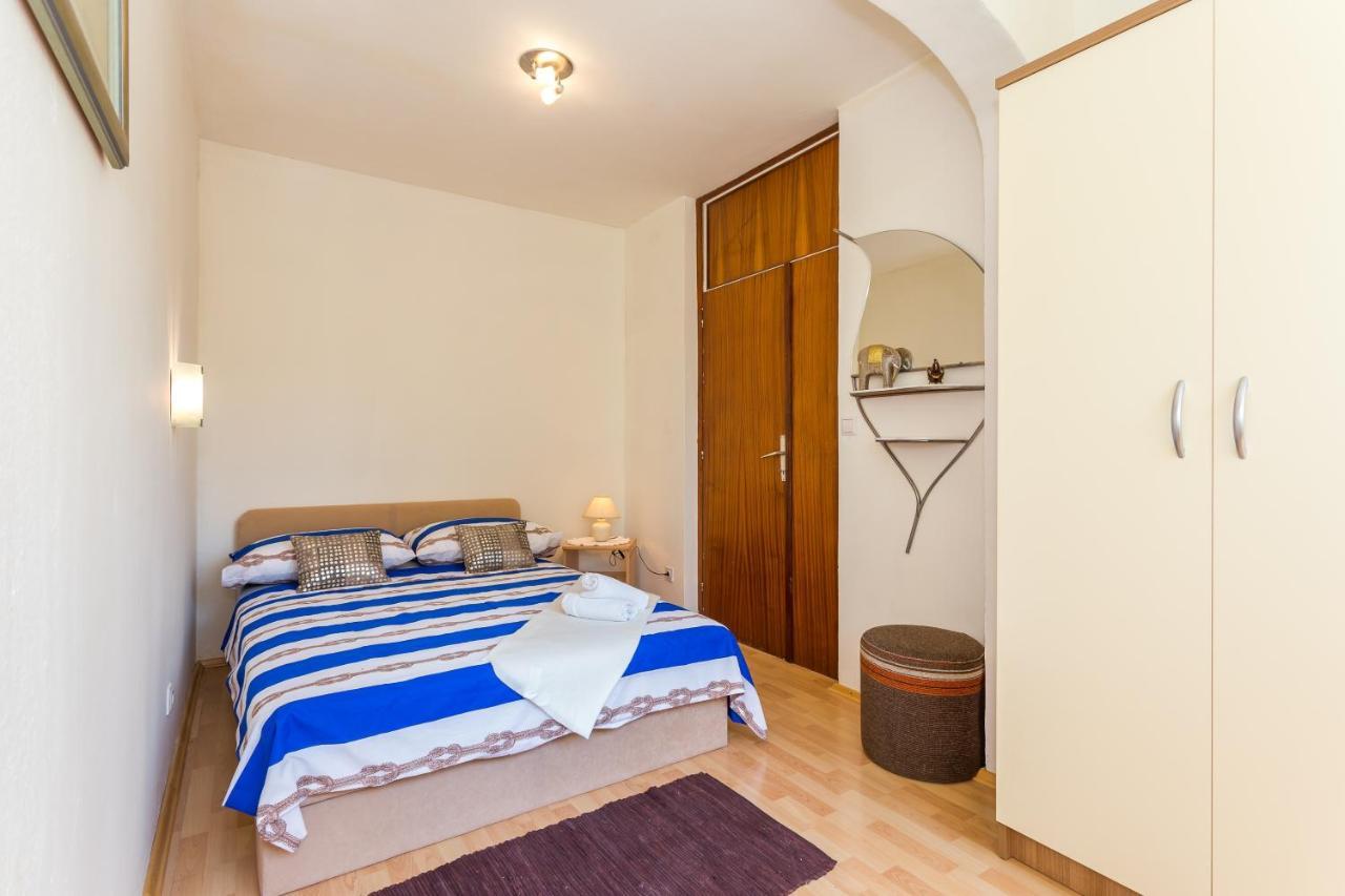 Apartments With Wifi Split - 13957 エクステリア 写真